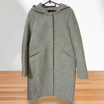 그린 레이블 릴랙싱 후드 부착 그레이 코트