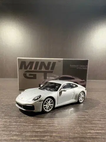 Porsche 911 992 Carrera 4S