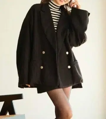 블랙 부클레 오버 사이즈 자켓 코트 테일러드 코트
