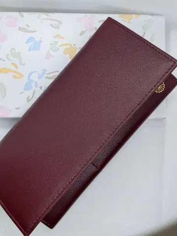 황궁 지갑 장지갑 황궁 한정판 와인 레드 미사용 새상품