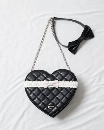 pium 사다리 리본 퀼팅 하트 백