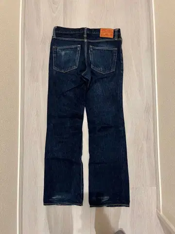 [가격 인하 가능] LOADED 부츠컷 인디고 데님