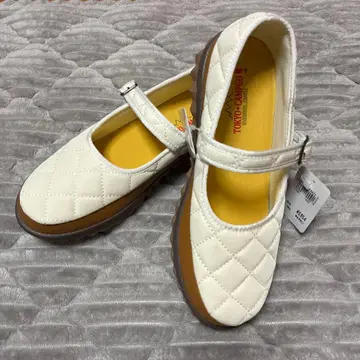 [ 새상품 ] 도쿄 캠핑고 퀼팅 신발 방수 미끄럼 방지