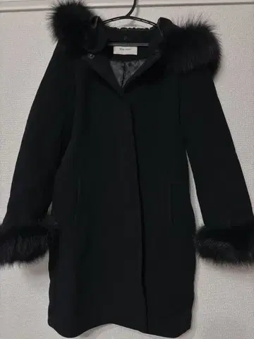 ROYAL PARTY 블랙 롱 코트 퍼 포함 울