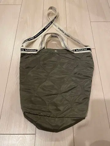 뷰티풀 피플 퀼팅 숄더백