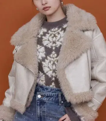 MURUA 빈티지 스타일 숏 페이크 무스탕