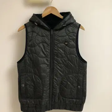 세라비 NOUVO x NOUVO 퀼팅 베스트 후드 부착 리버서블