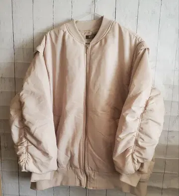 새상품급 2way MA1