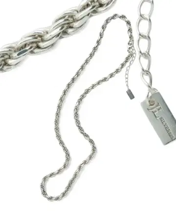 jent louis Twisted Chain Necklace
