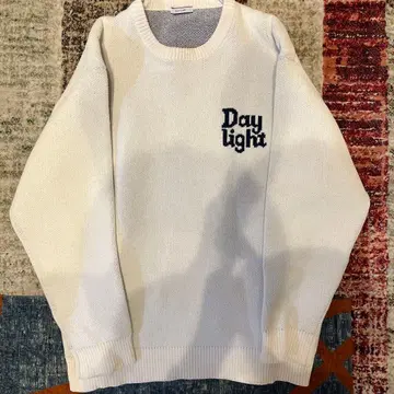 화이트 니트 트레이닝복