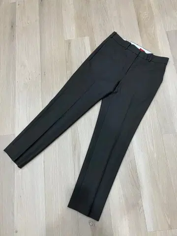 새상품급 데프레 센터 프레스 테이퍼드 팬츠 울 가을/겨울 브라운 36