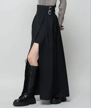 새상품급 PAGE BOY 도킹 랩스커트