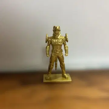 특촬물 피규어 바이스 골드