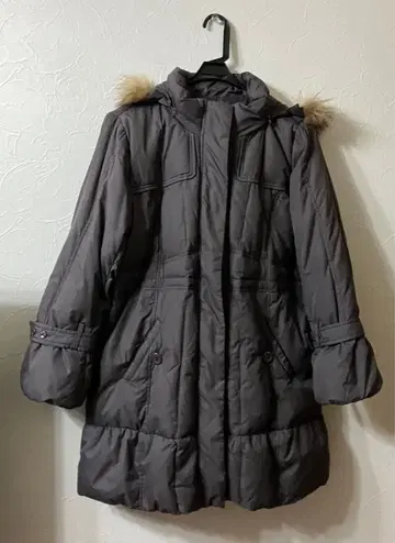 퍼플 후드 부착 다운 자켓