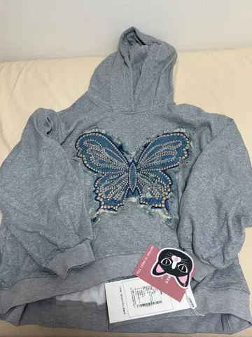 KEIKO butterfly 후드티 aespa 윈터 착용