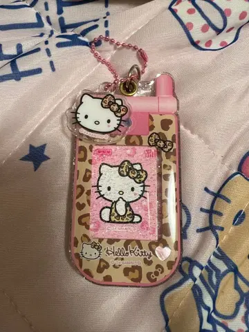 헬로키티 레오파드 무늬 아크릴 키링