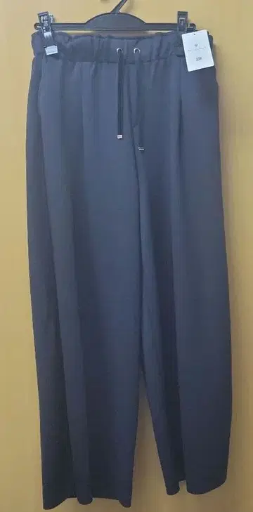 Bou Jeloud 차콜색 와이드 팬츠