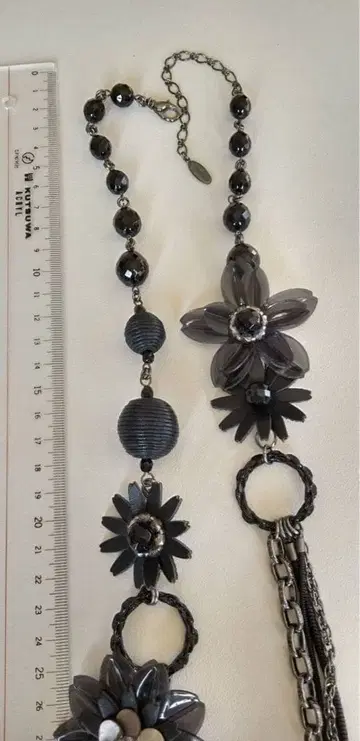 B23 플라워 모티브 목걸이