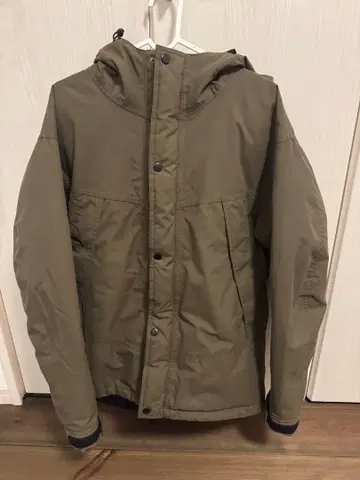 워크맨 이지스 퓨전 다운 중고품