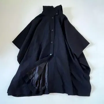 ZARA 판초 코트 MANTECO 블랙