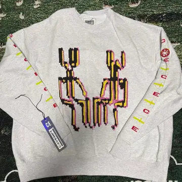 C.E / SCAN 8 CREW NECK