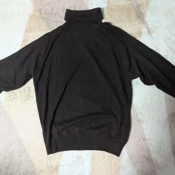 새상품급 BULLDOG PAPA 터틀넥 캐시미어 100% M