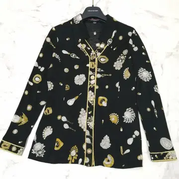 새상품급 레오나르 가디건 상의 울 실크 골드 버튼 M 보석