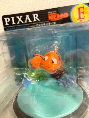 PIXAR 파인딩 니모 장면 피규어 HAPPY 복권