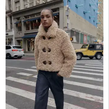 ZARA 토글 버튼 인조 모피 자켓