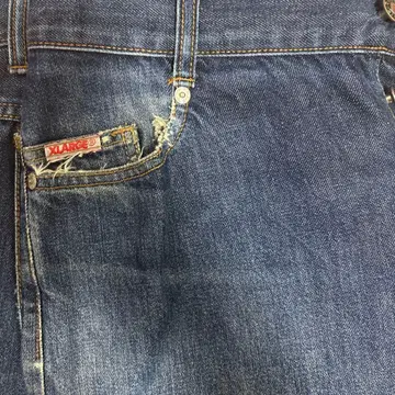 XLARGE 인디고 스트레이트 데님 팬츠