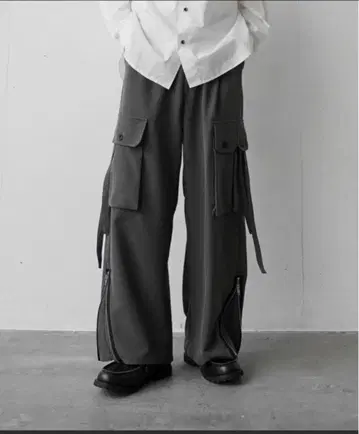 casper john 차콜 그레이 카고 팬츠 지퍼 포함