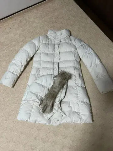 UNIQLO 다운 코트 아이보리 후드 부착 L 사이즈