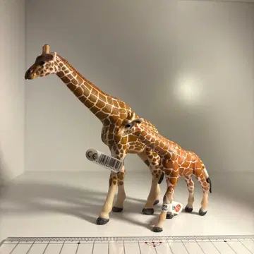 [슐라이히] 기린 모자 피규어