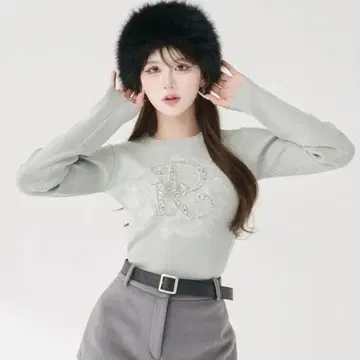 다리치 DR 비쥬 플라워 리브 니트탑 GRY