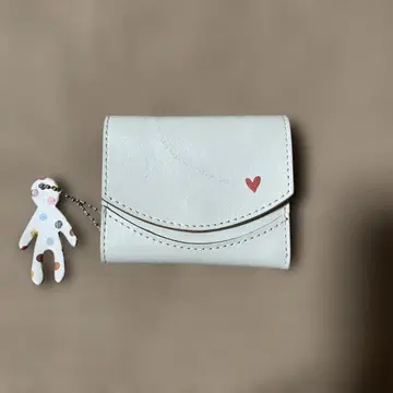 새상품 콰트로 갓츠 작은 지갑 페케뇨 극소 지갑 하트 키링 포함