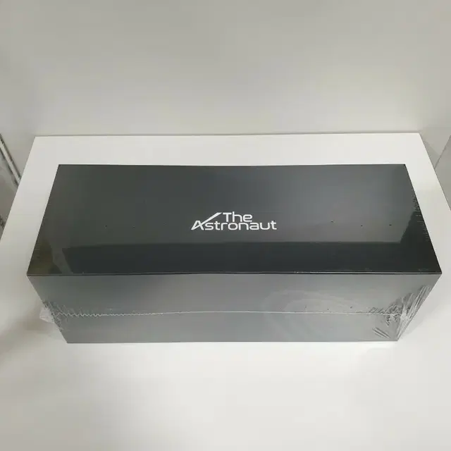 BTS Jin The Astronaut 우떠 라인 램프 미개봉