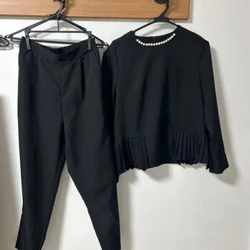 블랙 셋업 펄 장식