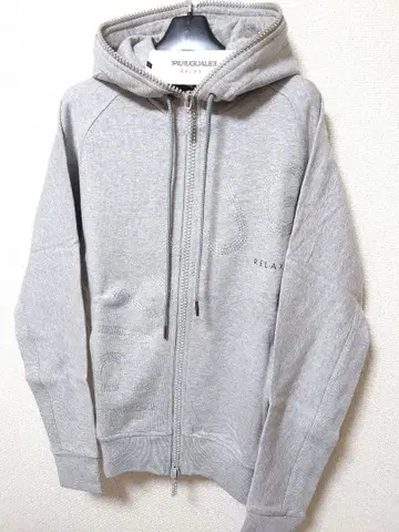 새상품 M 사이즈 큐빅 로고 후드티 우노피우노우과레토레 릴랙스