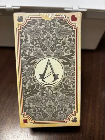 어쌔신 크리드 유니티 카드놀이