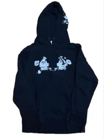 우타이테 luz XYZ 굿즈 트레이닝복