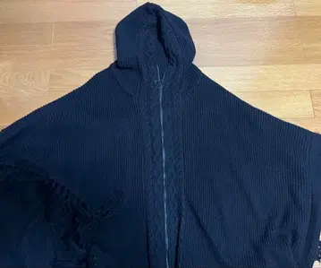 NOID. 후드 부착 판초 FREE size