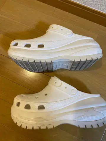 crocs 메가 크러쉬 화이트