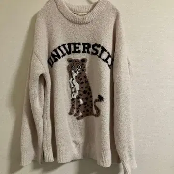 젤라피케 레오파드 무늬 상의