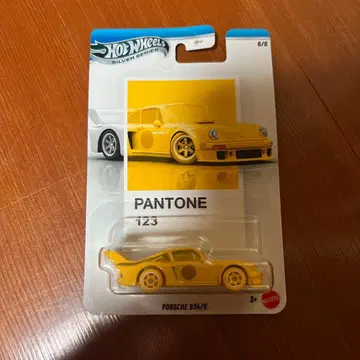 핫휠 PANTONE PORSCHE 934/5