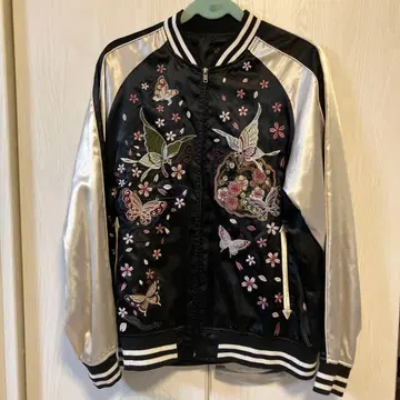 미야비유이 꽃 나비 자수 스카잔 블랙 화이트 긴팔