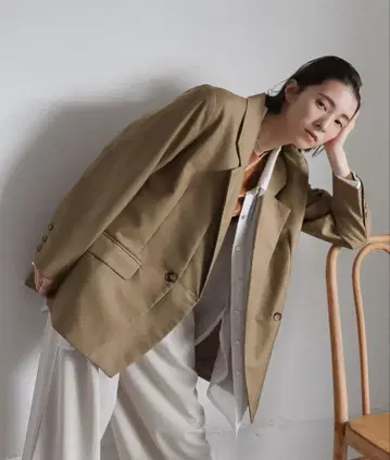 베이지 테일러드 자켓 오버 사이즈