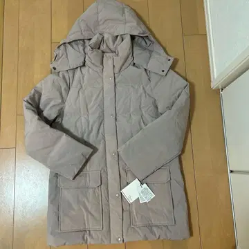 핑크 베이지 다운 자켓 사이즈 38 미사용 새상품