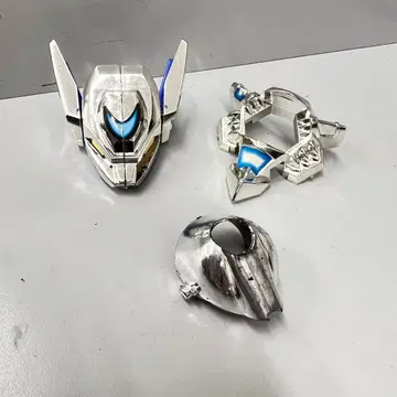 봄버맨 외전 물의 메이 울프 봄버 메일