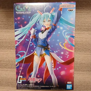 하츠네 미쿠 GUNDAM 콜라보 피규어