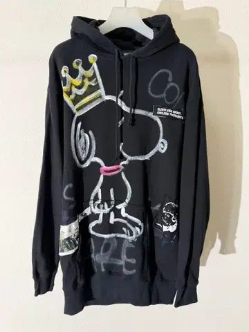 게르니카 스누피 페인트 후드티 맨투맨